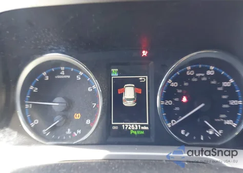 2016 Toyota Rav4 Xle из США, поврежденный, VIN JTMWFREV5GD087740